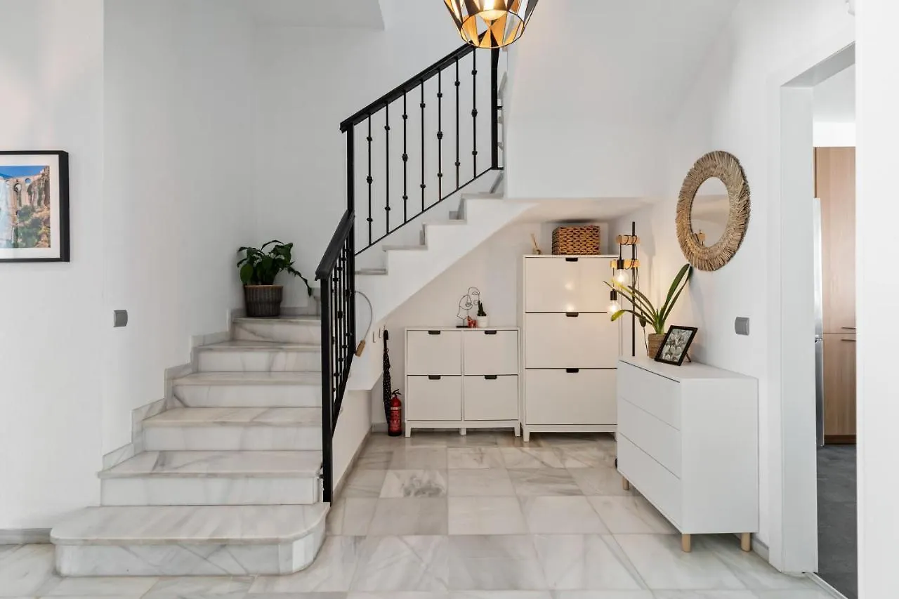 Casa Los Limones 푸엔히롤라
