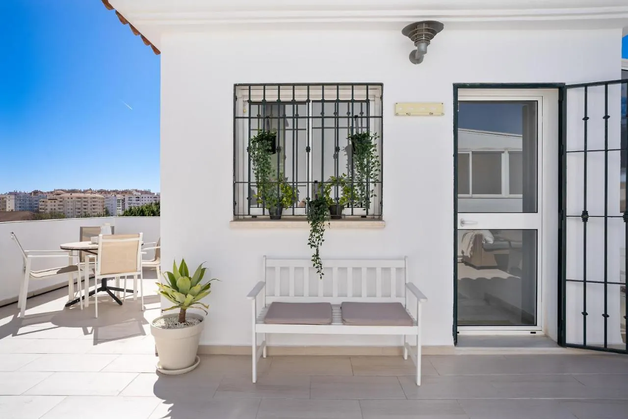 Casa Los Limones 푸엔히롤라 0*,